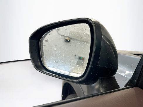 Used 2023 Nissan Rogue SV w/ SV Premium Package image 16