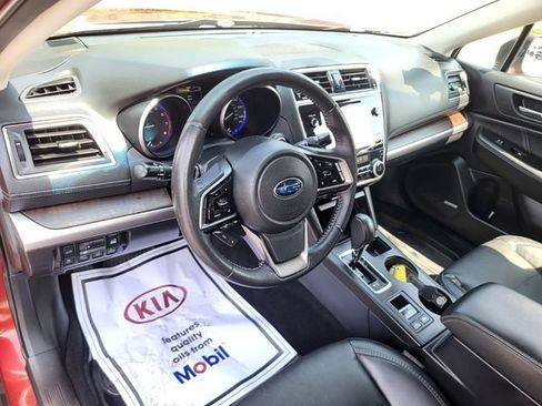 Used 2019 Subaru Outback 2.5i Limited w/ Popular Package #2 AWD/4WD image 11