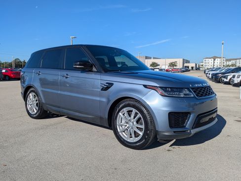 Used 2022 Land Rover Range Rover Sport SE image 2