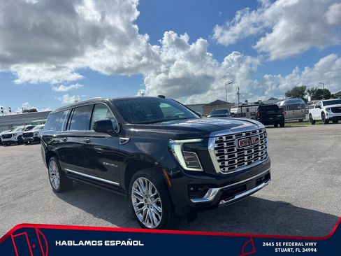 New 2026 GMC Yukon XL Denali w/ Denali Reserve Package AWD/4WD image 2