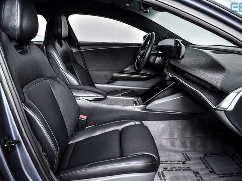 Used 2024 Lucid Air Touring image 24