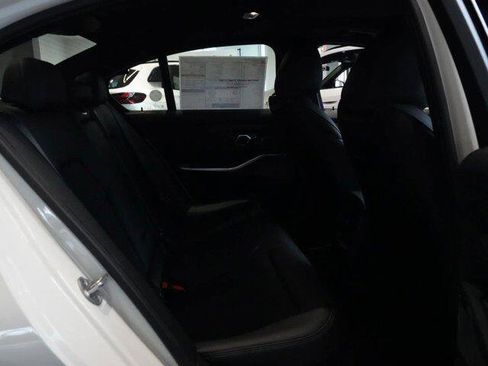 Used 2026 BMW 330i xDrive Sedan w/ M Sport Package AWD/4WD image 6