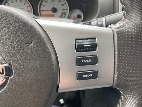 Used 2017 Nissan Frontier PRO-4X w/ Pro-4x Luxury Package image 18