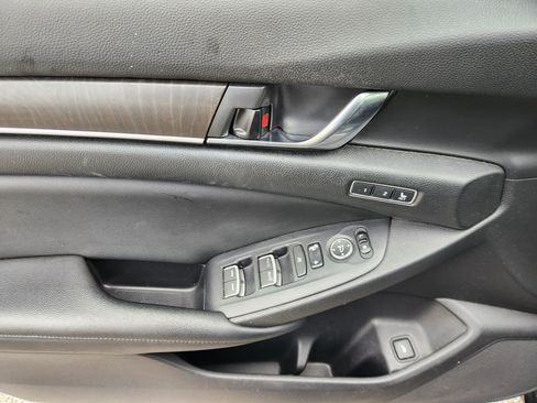 Used 2019 Honda Accord EX-L image 17