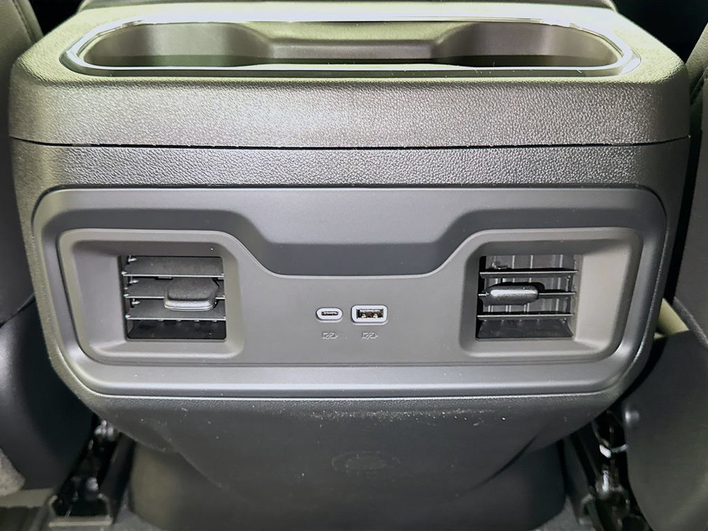 New 2026 Chevrolet Silverado 1500 RST w/ Dark Appearance Package AWD/4WD image 14