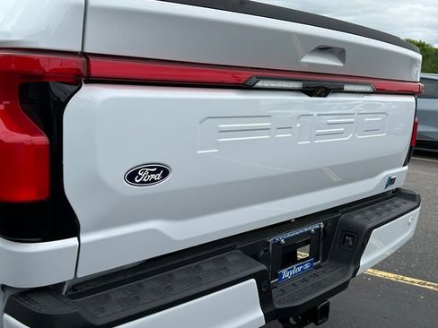 New 2025 Ford F150 Lightning Lariat image 7