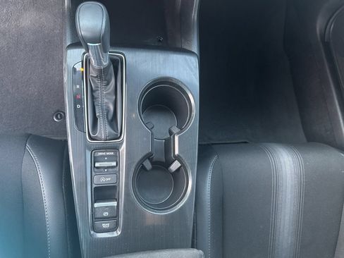Used 2025 Honda Civic Sport image 25