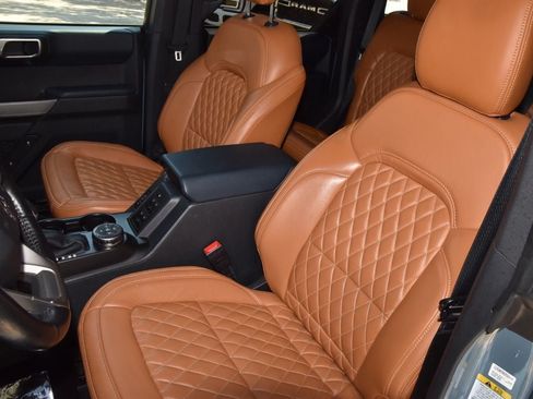 Used 2021 Ford Bronco First Edition AWD/4WD image 38