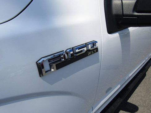 Used 2018 Ford F150 XLT w/ Trailer Tow Package AWD/4WD image 27