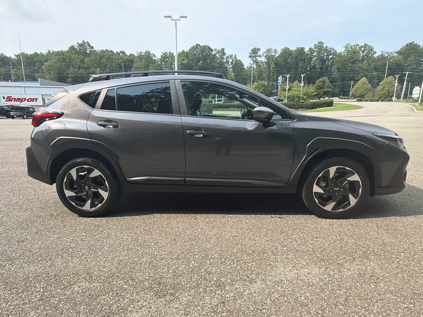 Used 2024 Subaru Crosstrek 2.5i Limited AWD/4WD image 5