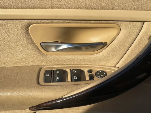 Used 2014 BMW 328i Sedan RWD image 11