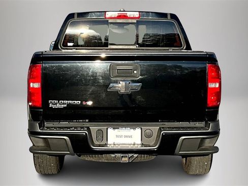 Used 2017 Chevrolet Colorado Z71 image 7