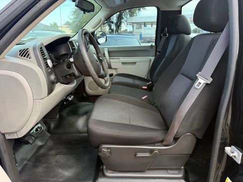 Used 2012 Chevrolet Silverado 1500 W/T w/ LS Package RWD image 9