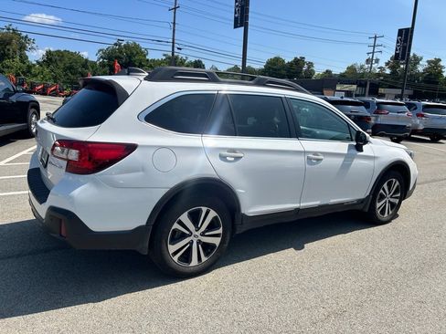 Used 2019 Subaru Outback 2.5i Limited w/ Protection Package #1 AWD/4WD image 6