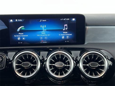 Used 2022 Mercedes-Benz A 220 image 13