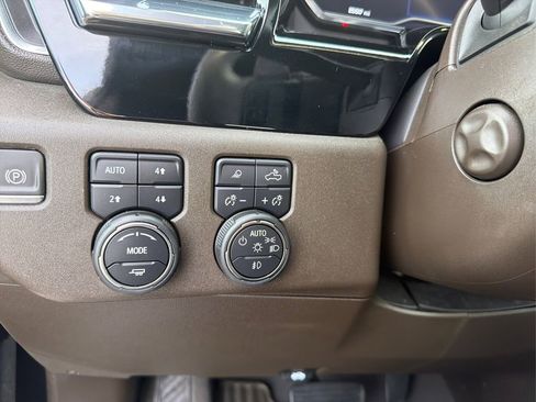 Used 2024 Chevrolet Silverado 1500 LTZ w/ LTZ Convenience Package II image 15