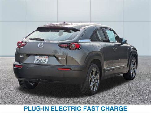 Used 2023 MAZDA MX-30 Electric w/ Premium Plus Pkg image 7