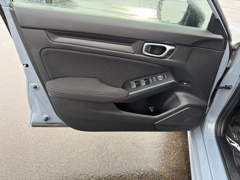 Used 2024 Honda Civic Sport image 11