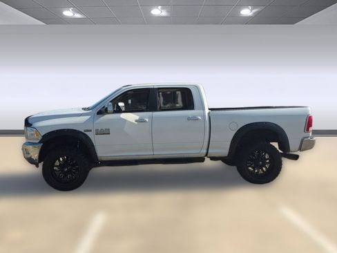 Used 2016 RAM 2500 Laramie w/ Convenience Group image 2