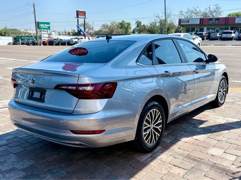 Used 2020 Volkswagen Jetta SE w/ SE Cold Weather Package FWD image 9