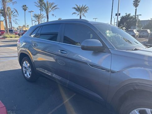 Used 2021 Volkswagen Atlas Cross Sport S w/ Luggage Net & Mats Package image 29