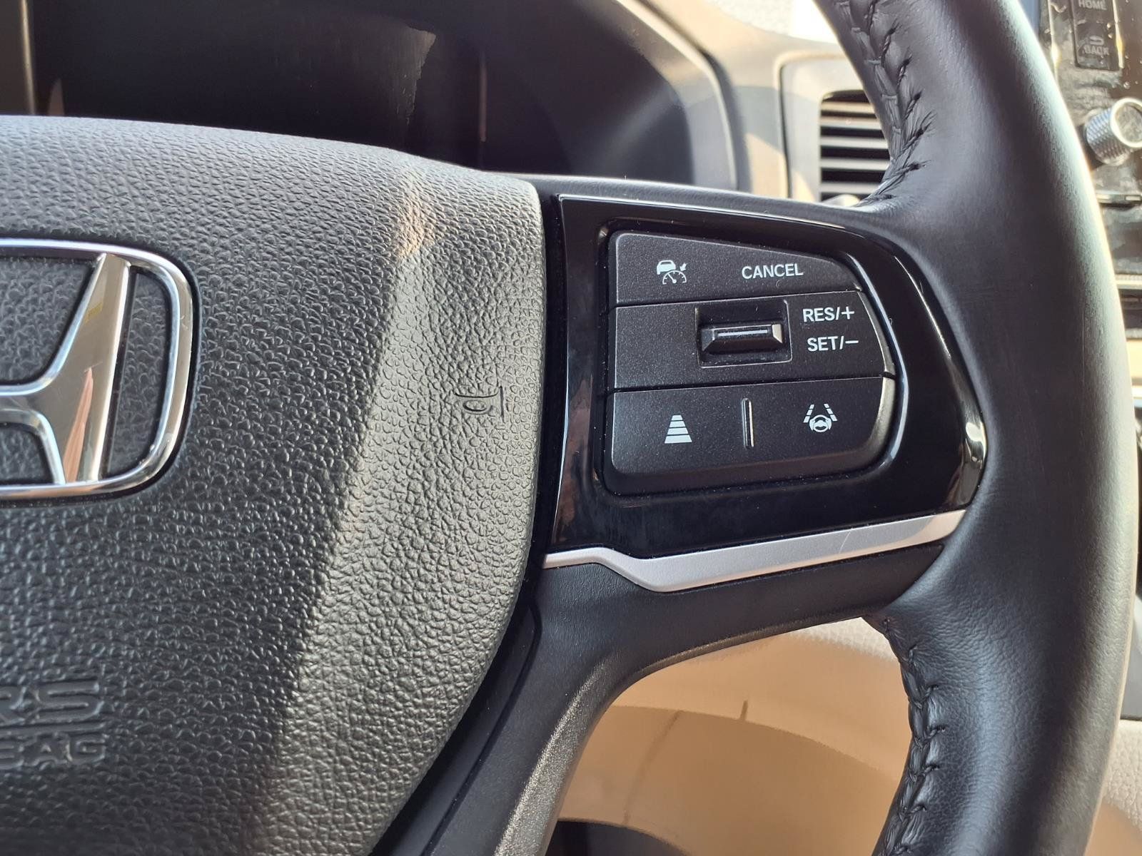 Certified 2025 Honda Odyssey EX-L image 17