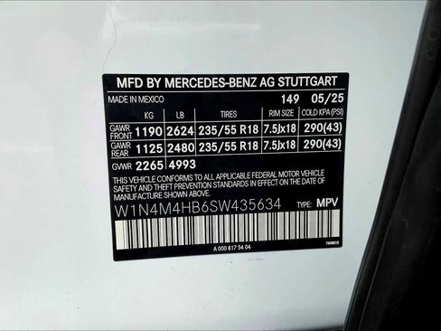 New 2025 Mercedes-Benz GLB 250 4MATIC image 25