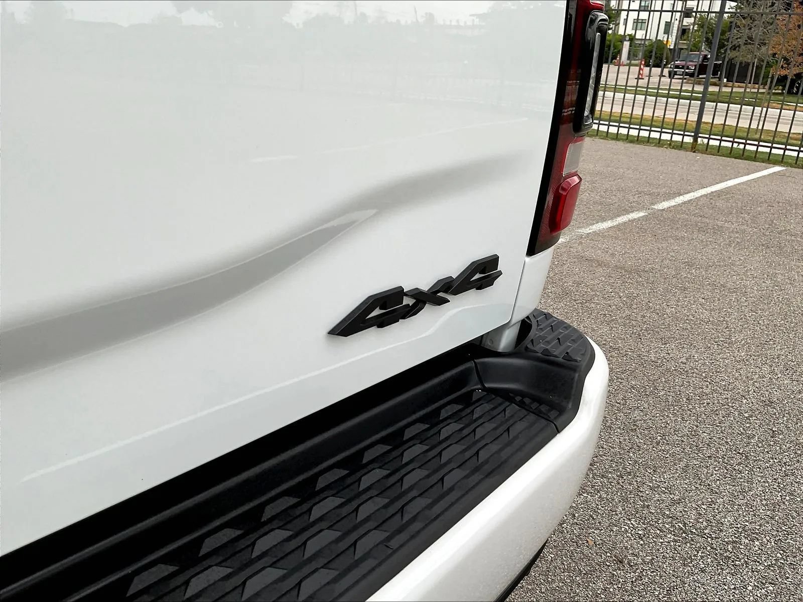 Used 2024 RAM 2500 Limited AWD/4WD image 32