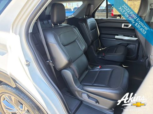 Used 2022 Ford Explorer XLT w/ Equipment Group 202A image 19