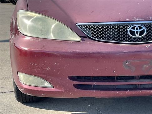 Used 2004 Toyota Camry SE image 8