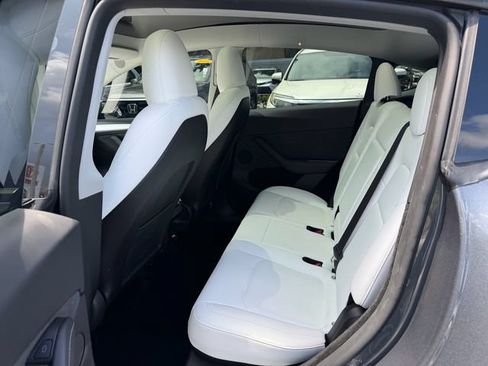 Used 2023 Tesla Model Y Long Range AWD/4WD image 13