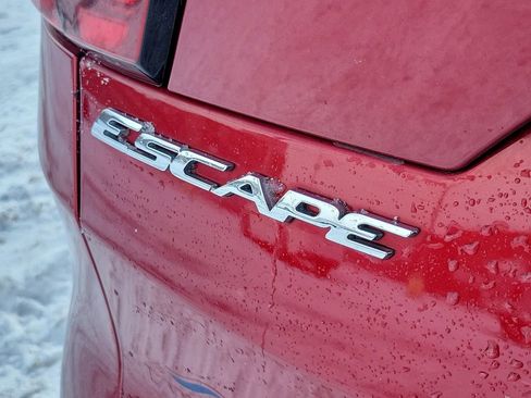 Certified 2019 Ford Escape SEL image 25