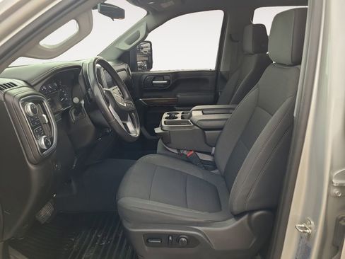 Used 2021 GMC Sierra 2500 SLE w/ SLE Value Package; AWD/4WD image 9