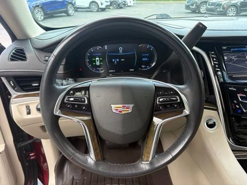 Used 2020 Cadillac Escalade ESV Premium Luxury AWD/4WD image 36