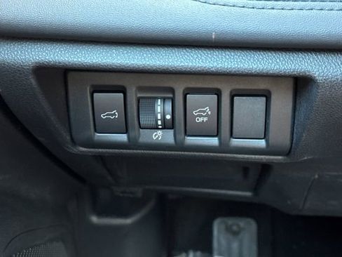 Used 2022 Subaru Outback Wilderness AWD/4WD image 32