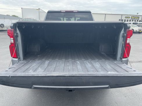 Used 2021 Chevrolet Silverado 1500 LT Trail Boss w/ Convenience Package II AWD/4WD image 10