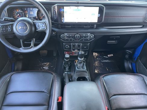 New 2026 Jeep Wrangler Unlimited Rubicon w/ Technology Group image 20