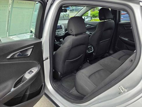 Used 2019 Chevrolet Malibu LT FWD image 15