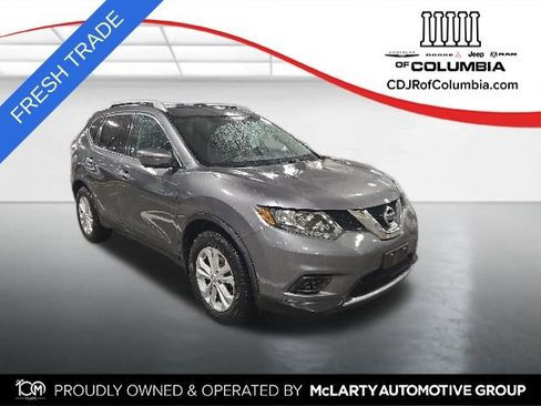 Used 2016 Nissan Rogue SV w/ SV Premium Package FWD image 1