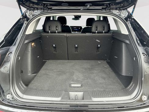 Certified 2024 Chevrolet Trax LT w/ Driver Confidence Package image 25