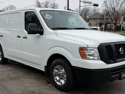 Used 2018 Nissan NV 2500 SV RWD image 10
