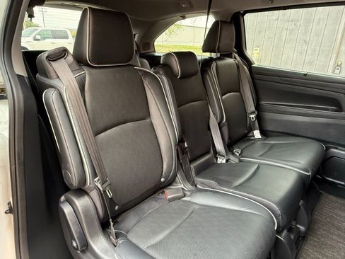 Used 2022 Honda Odyssey Elite image 21