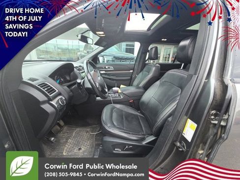 Used 2018 Ford Explorer Limited AWD/4WD image 9