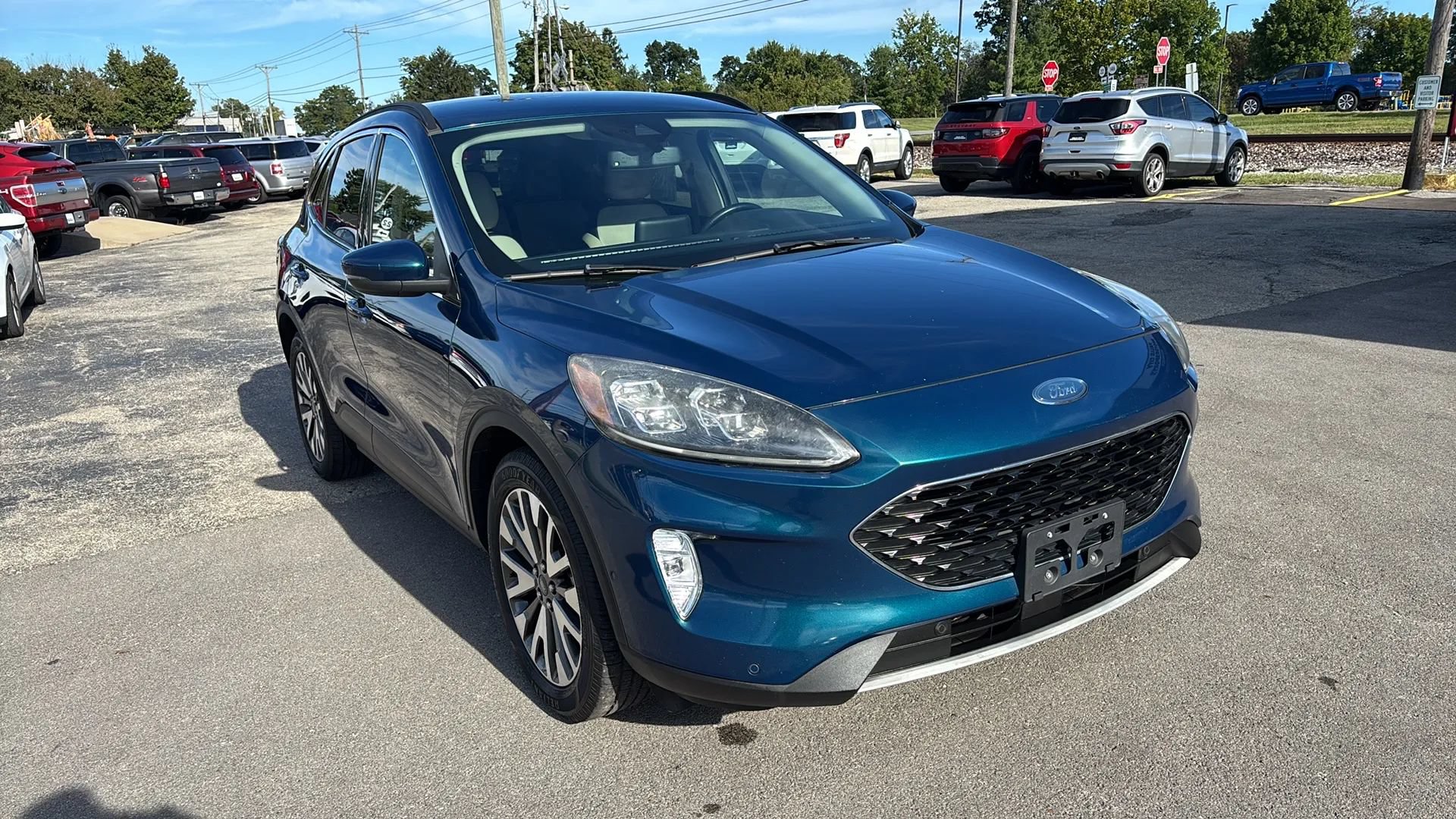 Used 2020 Ford Escape Titanium AWD/4WD image 23
