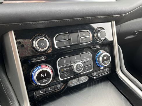 Certified 2022 GMC Yukon Denali w/ Max Trailering Package image 20