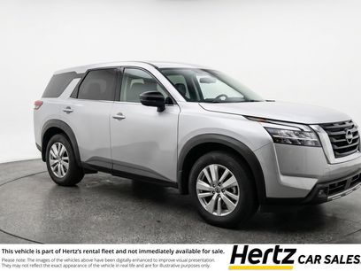 Used 2025 Nissan Pathfinder SV