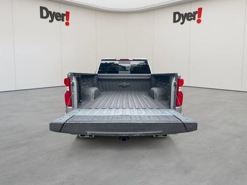 Used 2024 Chevrolet Silverado 1500 LT Trail Boss w/ Convenience Package II AWD/4WD image 19