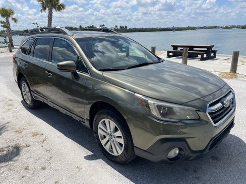 Used 2019 Subaru Outback 2.5i Premium AWD/4WD image 35
