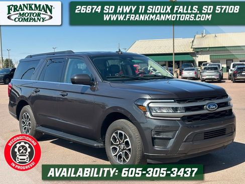 Used 2024 Ford Expedition Max XLT RWD image 1