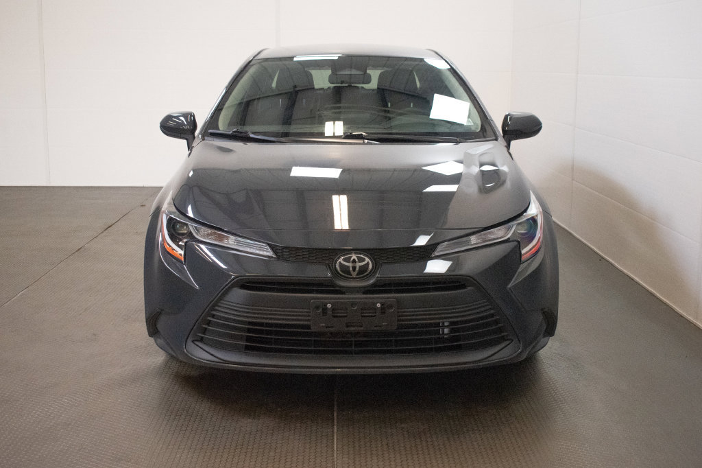 Used 2023 Toyota Corolla LE w/ Carpet Mat Package (TMS) FWD image 2